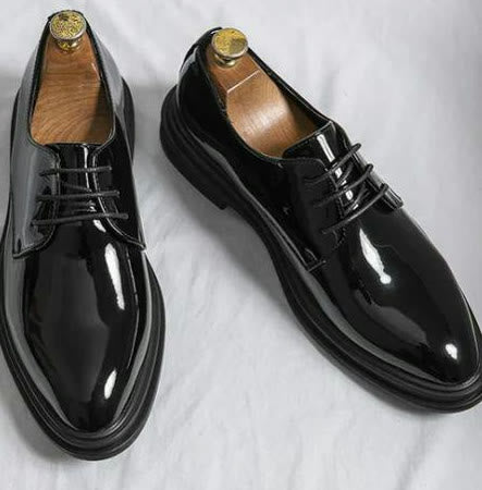 Zapatos de charol